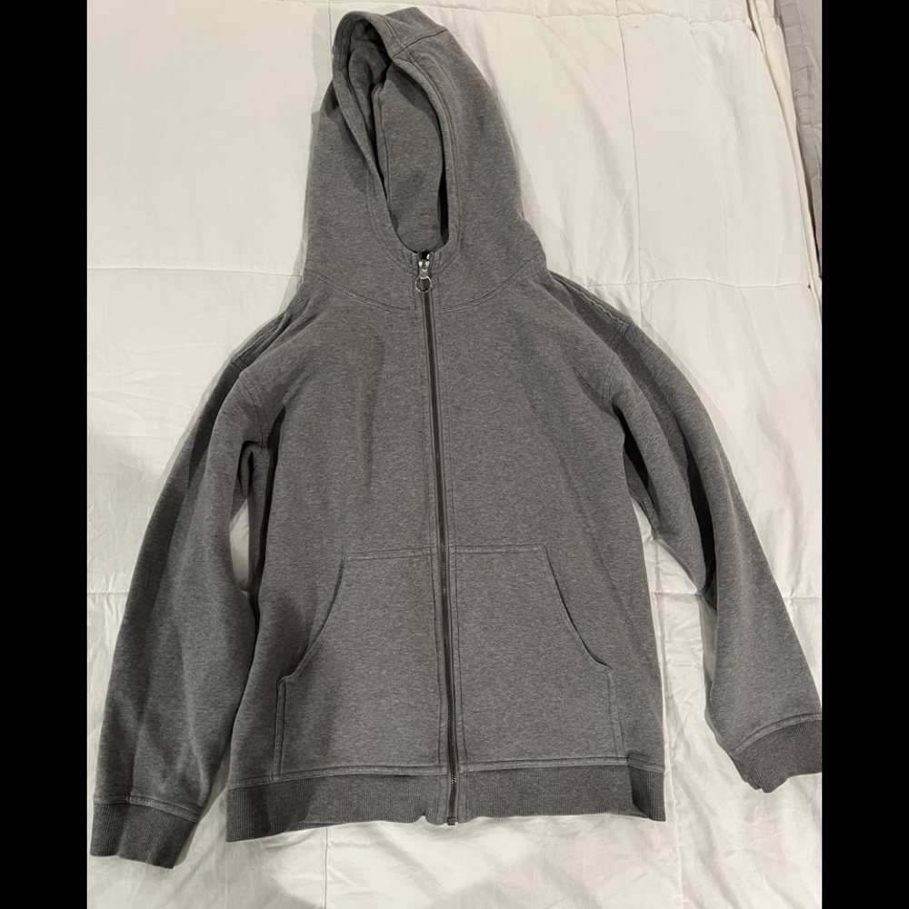 Woman’s lululemon scuba sweatshirt almost new